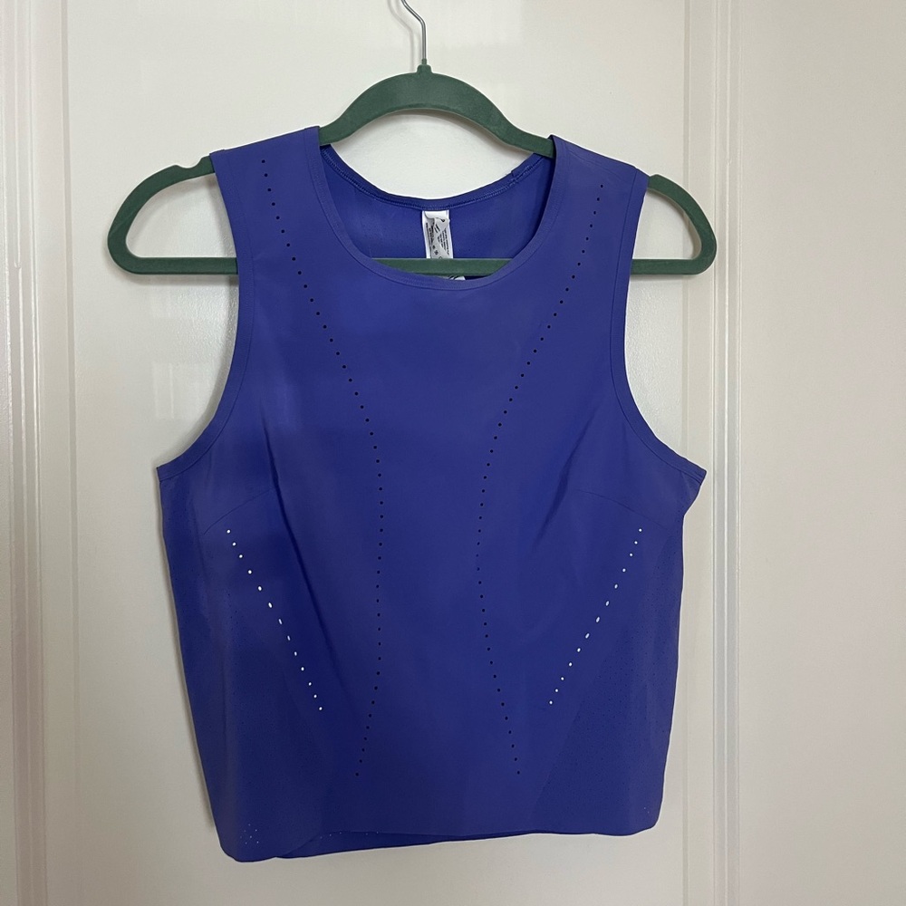 Lululemon Swift Ventilated Running Tank Top!!